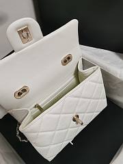 Chanel Box Bag Calfskin Gold White 21x16x9.5cm - 2