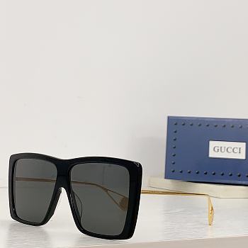 Gucci Black Sunglasses 02
