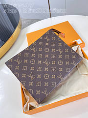 Louis Vuitton LV Toilet Pouch 20 x 25 x 5.5 cm - 2