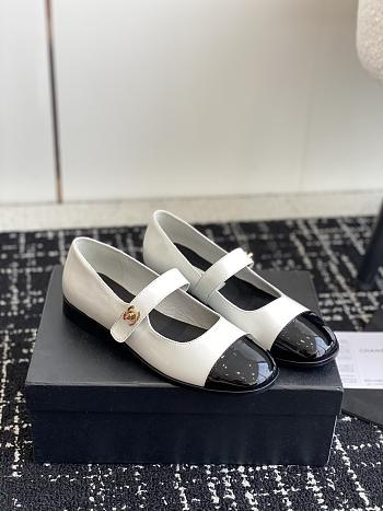 Chanel Ballerina Flat White Black Patent