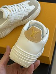 Louis Vuitton LV Groovy Platform Sneaker Grey - 2