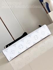 Louis Vuitton LV Gaston Bag White 22 x 14.5 x 4.5 cm - 4