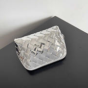 Bottega Veneta Intrecciato Beauty Pouch Silver 16.5x10.5x9cm - 1