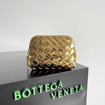 Bottega Veneta Intrecciato Beauty Pouch Gold 16.5x10.5x9cm