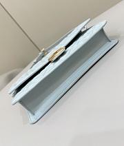 Fendi Baguette Bag Light Blue Chain 21x5x11.5cm - 5