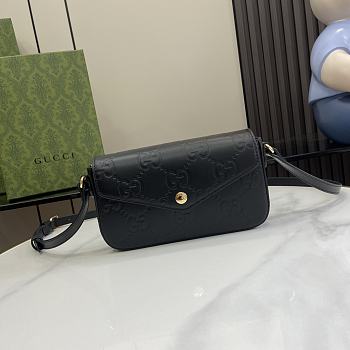Gucci GG Super Mini Shoulder Bag Black 21x13.5x3cm