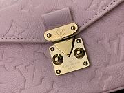 Louis Vuitton LV Pochette Métis East West Pink 21.5 x 13.5 x 6 cm - 4
