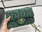 Chanel Small Flap Bag Green Tweed 20cm - 2