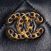 Chanel 19 Clutch Black Gold Lambskin 20x13x4.5cm - 2