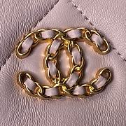 Chanel 19 Clutch Pink Gold Lambskin 20x13x4.5cm - 2