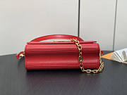 Louis Vuitton LV Twist West Pochette Red 19 x 10.5 x 6.5 cm - 4