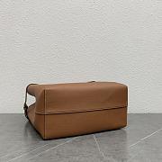 Celine Medium Cabas Cuir Triomphe Tan 54x29.5x15cm - 5