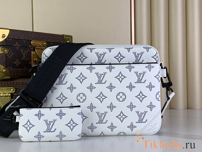 Louis Vuitton LV Trio Messenger G65 White 25 x 18.5 x 7 cm - 1