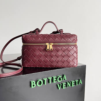 Bottega Veneta Vanity Case Crossbody Bag Red Wine 22x12.5x5cm