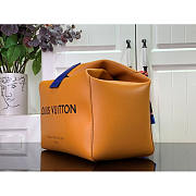 Louis Vuitton LV Sandwich Bag Safran 30 x 27 x 17 cm - 5
