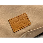Louis Vuitton LV Sandwich Bag Safran 30 x 27 x 17 cm - 2