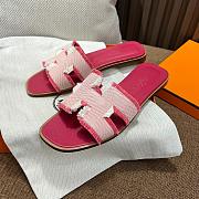 Hermes Oran Pink Slides - 4