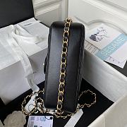 Chanel 23B Flap Bag Black Gold Lambskin 23x16x10cm - 2