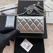 Chanel Wallet Silver Lambskin Chain 11x7cm - 3