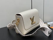 Louis Vuitton LV Twist MM White Epi Smooth 23 x 17 x 9.5 cm - 3