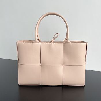 Bottega Veneta Medium Arco Pink Tote Bag 36x25x14cm