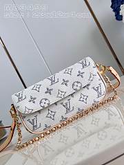 Louis Vuitton LV Wallet on Chain Ivy Multicolor White 23.5 x 12 x 4.3 cm - 1