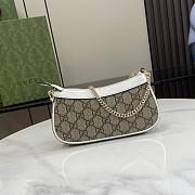 Gucci GG Super Mini Shoulder Bag With Charm 19x10x3cm - 5