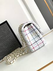 Chanel Small Flap Bag White Tweed 20cm - 2