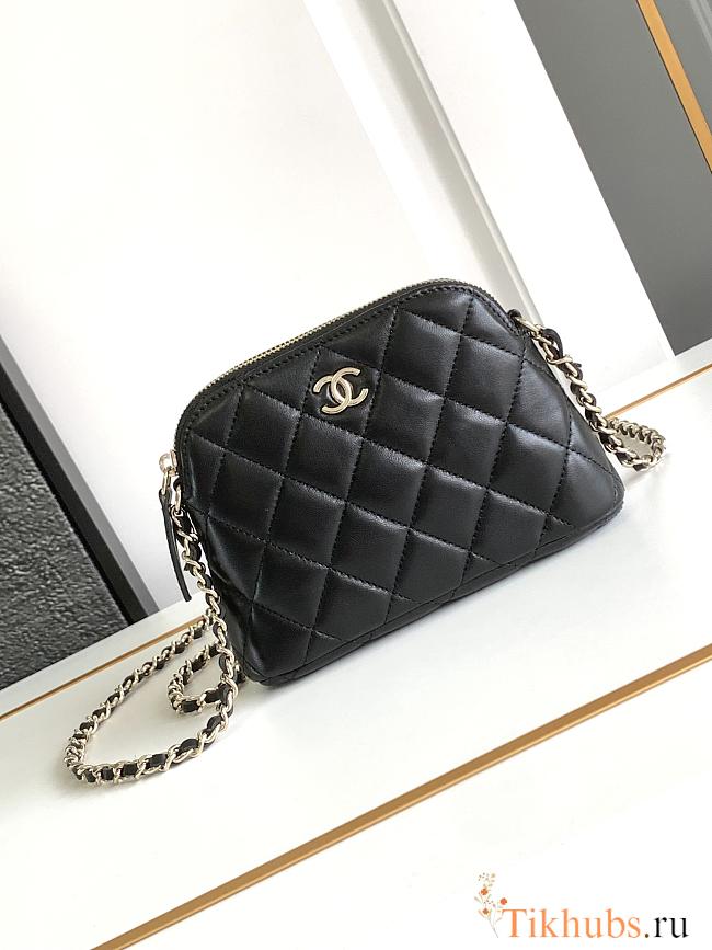 Chanel Clutch With Chain Lambskin Black 16x11x2.5cm - 1