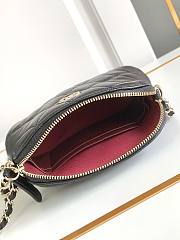 Chanel Clutch With Chain Lambskin Black 16x11x2.5cm - 3