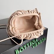 Bottega Veneta Mini Pouch Intrecciato Leather Clutch Pink 22x13x5cm - 2