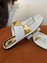 Valentino Garavani Rockstud Flat Sandals White - 3