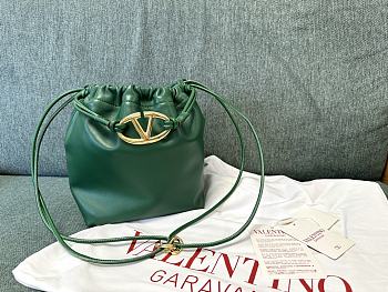 Valentino Vlogo Pouf Green Leather Small Bucket Bag 23x19x14cm