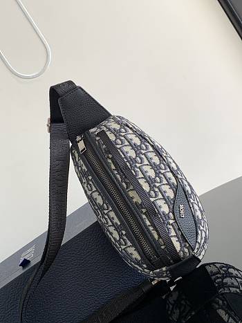 Dior Scarab Bag Beige Black Oblique 28 x 12.2 x 3.8 cm