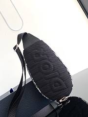 Dior Scarab Bag Beige Black Oblique 28 x 12.2 x 3.8 cm - 3