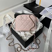 Chanel Clutch With Chain Caviar Pink 16x11x2.5cm - 3