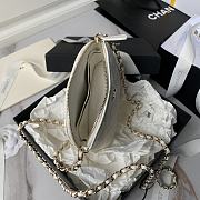 Chanel Clutch With Chain Caviar White 16x11x2.5cm - 5