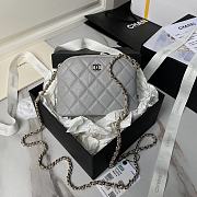 Chanel Clutch With Chain Caviar Grey 16x11x2.5cm - 1