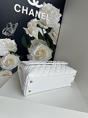 Chanel Coco Handle Flap Bag White Caviar 29cm - 4