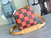 Louis Vuitton LV Chess Messenger Orange Bag 24 x 24 x 8 cm - 3