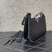 Valentino Garavani Rockstud Leather Black Shoulder Bag 26x20x8cm - 4