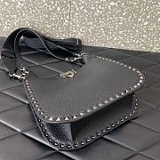 Valentino Garavani Rockstud Leather Black Shoulder Bag 26x20x8cm - 2