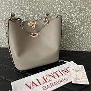 Valentino Garavani Rockstud Tote Bag Grey 26x11x24cm - 4