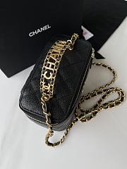 Chanel Top Handle Vanity Case Black Caviar 17x10x8cm - 2