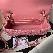 Chanel Small Flap Bag Tweed Pink 20cm - 2