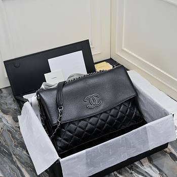 Chanel Flap Bag Black Lambskin 32x7.5x19cm