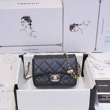 Chanel Classic Flap Mini Square Shoulder Bag Black 19x13x6cm