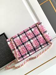 Chanel Medium Flap Bag Pink White 25cm - 3