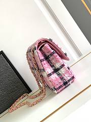 Chanel Medium Flap Bag Pink White 25cm - 2