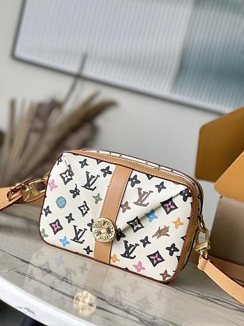 Louis Vuitton LV Nano Steamer Bag White 15 x 18 x 7 cm